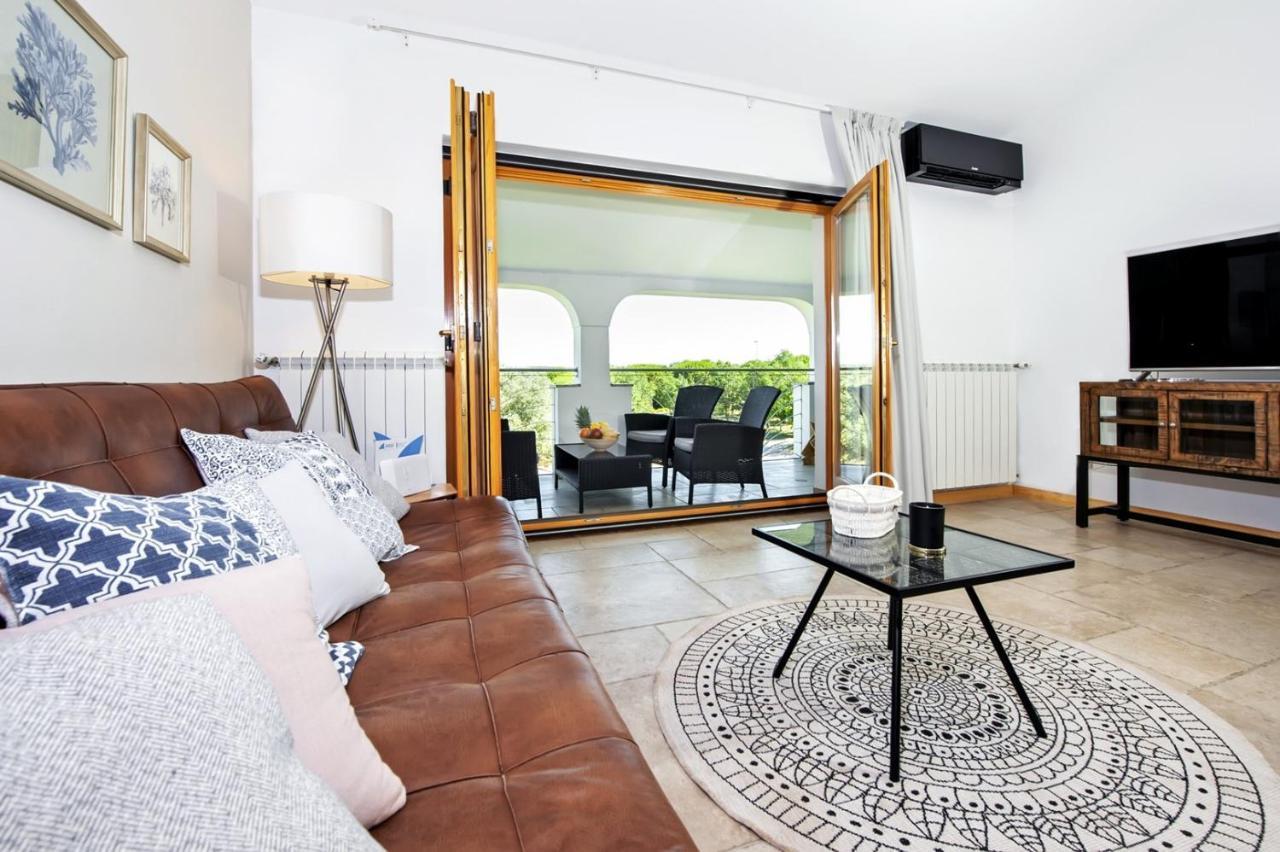 Residence Antonio Rovigno Esterno foto
