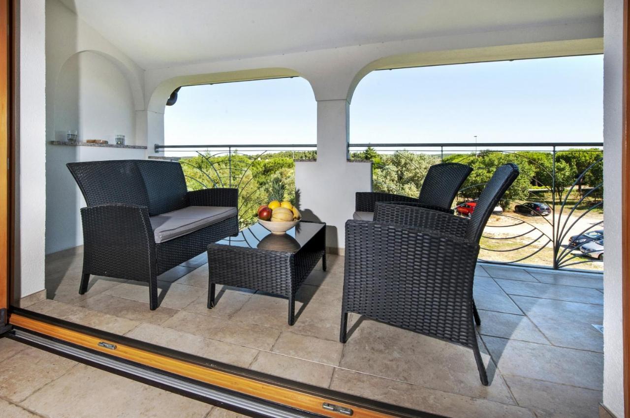 Residence Antonio Rovigno Esterno foto
