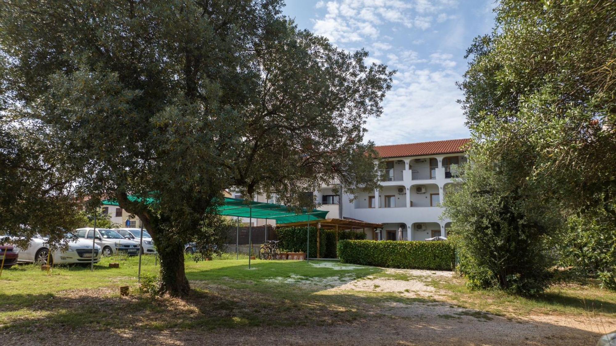 Residence Antonio Rovigno Esterno foto